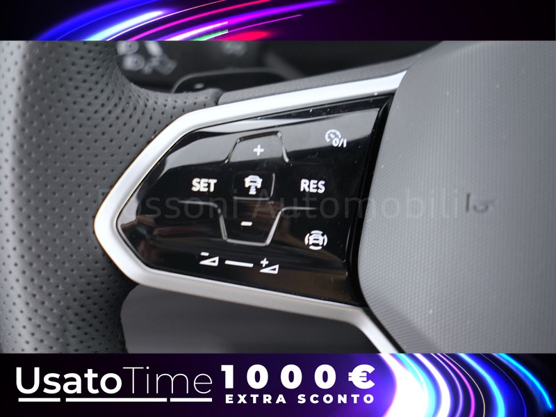 25 - Volkswagen Tiguan 2.0 tdi scr 150cv r-line dsg