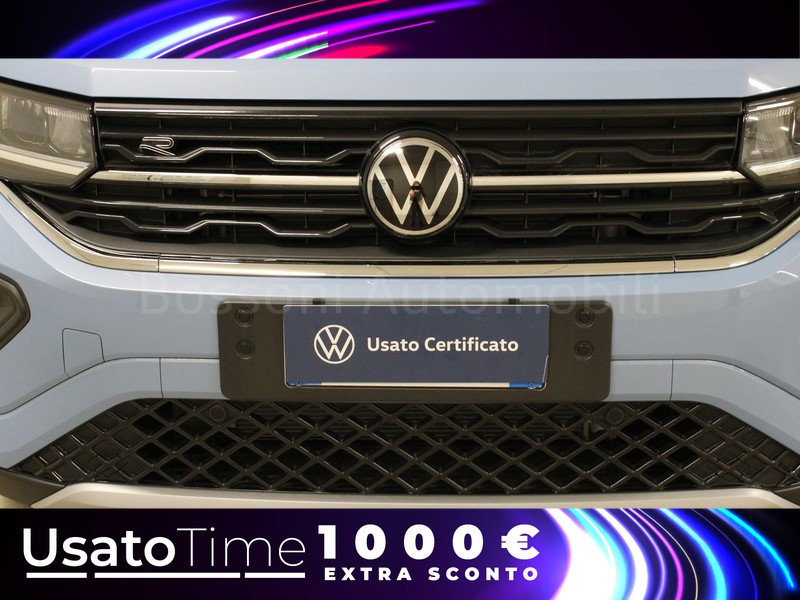 13 - Volkswagen T-Cross 1.0 tsi 115cv r-line