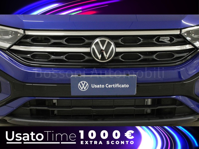 13 - Volkswagen T-Roc 1.0 tsi 115cv r-line plus