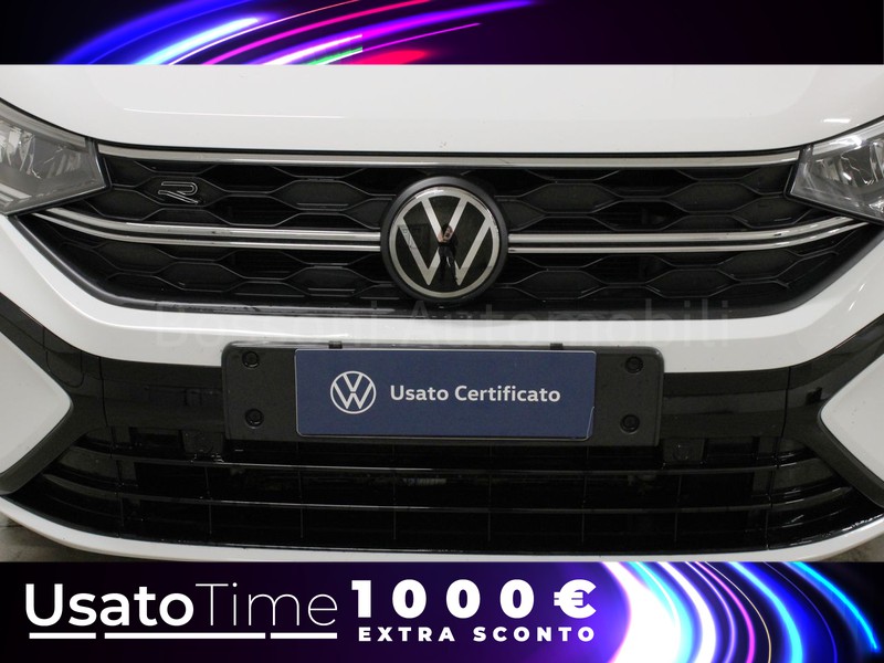 13 - Volkswagen Taigo 1.0 tsi 110cv r-line