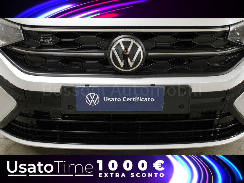 13 - Volkswagen Taigo 1.0 tsi 115cv r-line plus