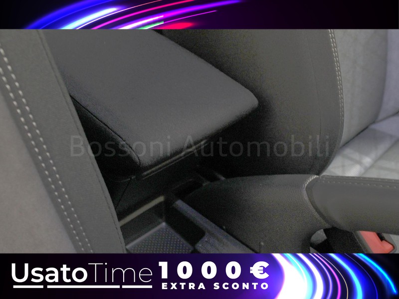 19 - Volkswagen Taigo 1.0 tsi 115cv r-line plus