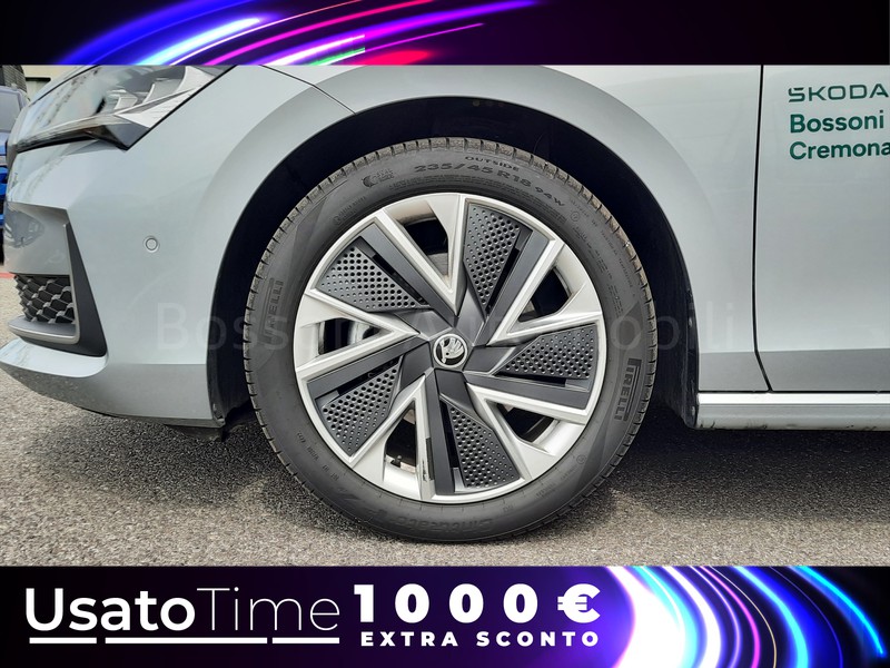 25 - Skoda Superb wagon 2.0 tdi evo 150cv style dsg