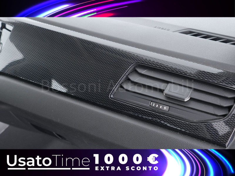 19 - Volkswagen Polo 1.0 tsi 95cv life