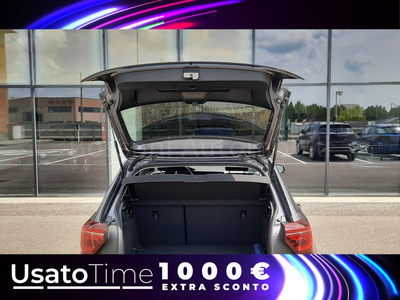 19 - Volkswagen Polo 1.0 tsi 110cv style dsg