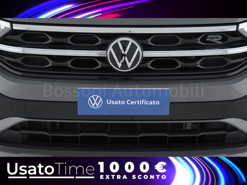 13 - Volkswagen T-Roc 2.0 tdi scr 115cv r line
