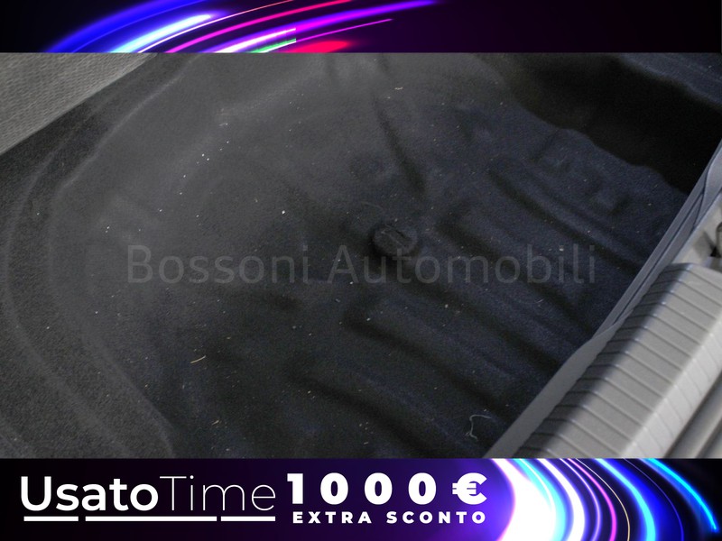 31 - Volkswagen Golf 1.0 tsi evo 110cv life