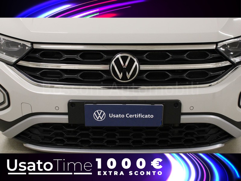 13 - Volkswagen T-Roc 1.0 tsi 110cv style