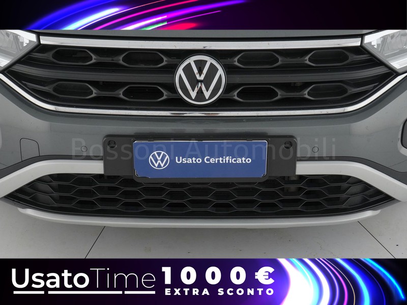 13 - Volkswagen T-Roc 2.0 tdi scr 115cv life