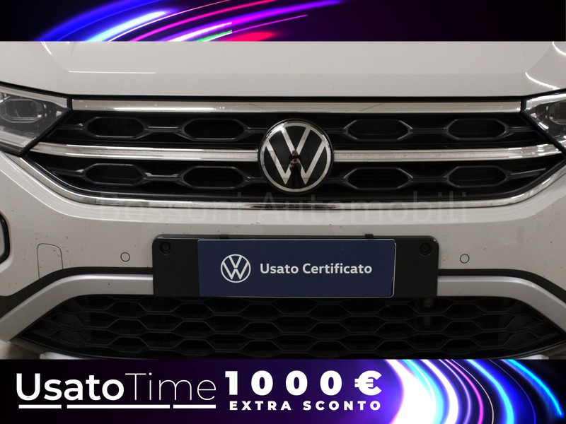 13 - Volkswagen T-Roc 1.0 tsi 110cv style