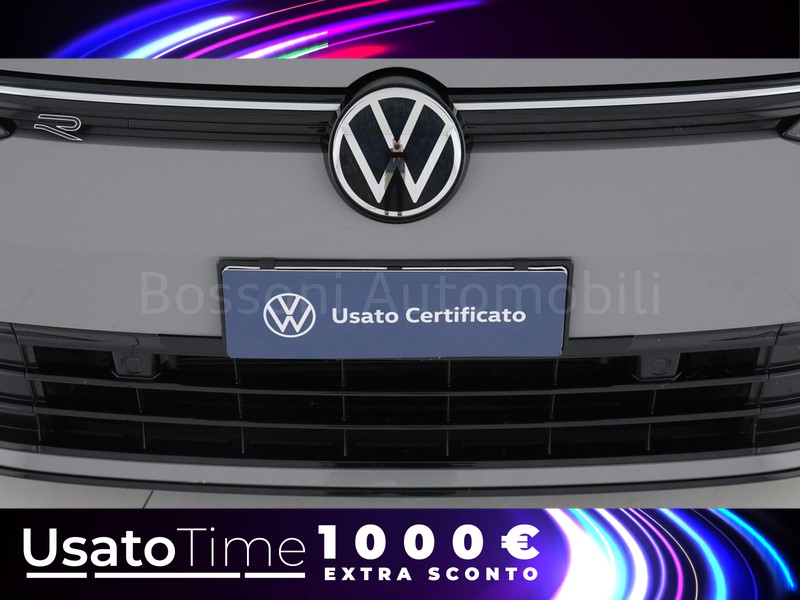 13 - Volkswagen Golf 1.5 tsi evo act 150cv r-line