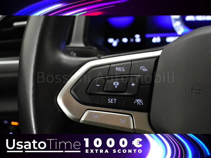 19 - Volkswagen T-Roc 2.0 tdi scr 115cv life