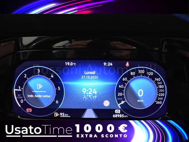 19 - Volkswagen Golf 2.0 tdi scr 115cv style