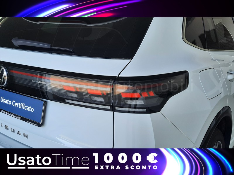 25 - Volkswagen Tiguan 2.0 tdi scr 150cv r-line dsg