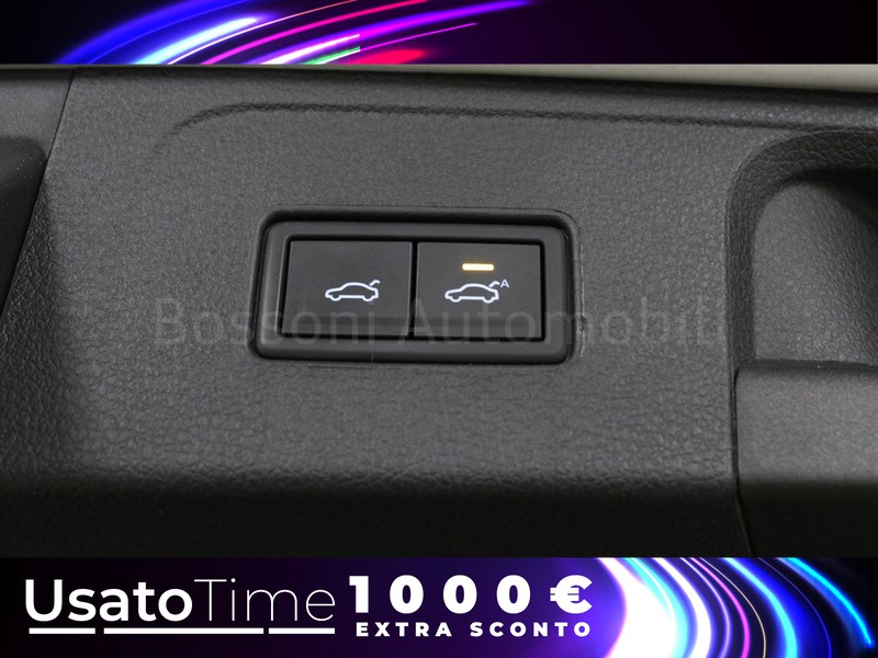 31 - Volkswagen Passat variant 2.0 tdi scr evo 150cv business dsg