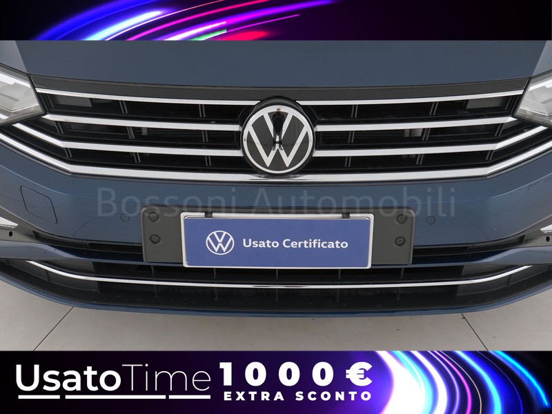 13 - Volkswagen Passat variant 2.0 tdi scr evo 150cv business dsg