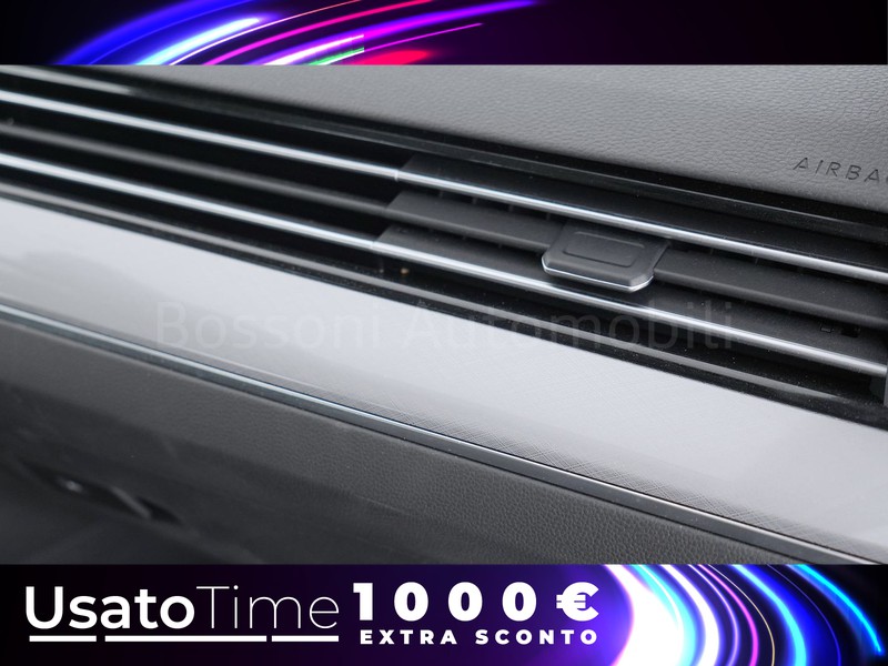 19 - Volkswagen Passat variant 2.0 tdi scr evo 150cv business dsg