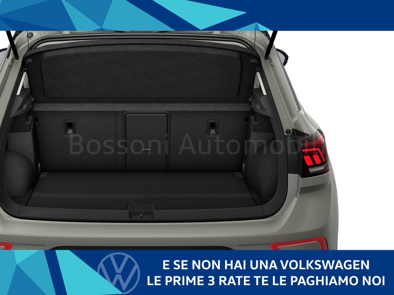 13 - Volkswagen T-Roc 1.5 tsi act sport