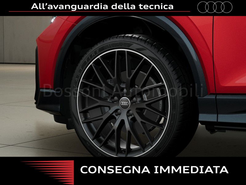 7 - Audi Q2 35 2.0 tdi identity black s tronic