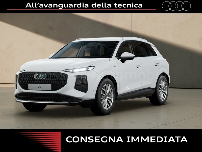 1 - Audi Q3 1.5 e-hybrid 272cv business advanced s tronic