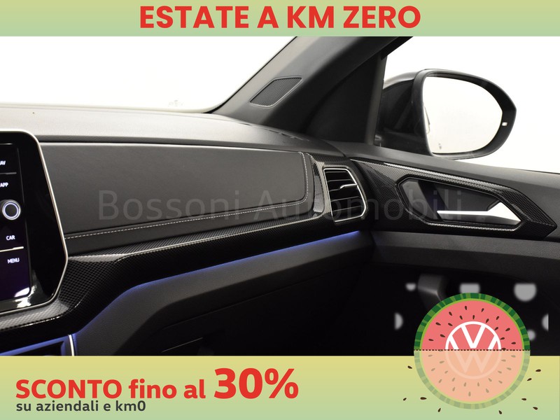25 - Volkswagen T-Cross 1.0 tsi 115cv r-line