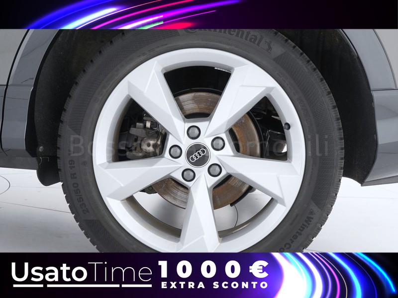 13 - Audi Q3 sportback 40 2.0 tdi 193cv s line edition quattro s tronic