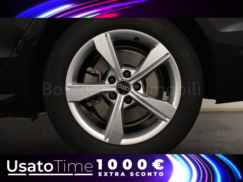 13 - Audi A4 avant 30 2.0 tdi mhev 136cv business advanced s tronic