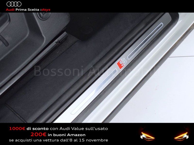 19 - Audi Q3 sportback 35 2.0 tdi s line edition s tronic