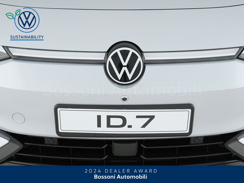 13 - Volkswagen ID.7 77 kwh pro