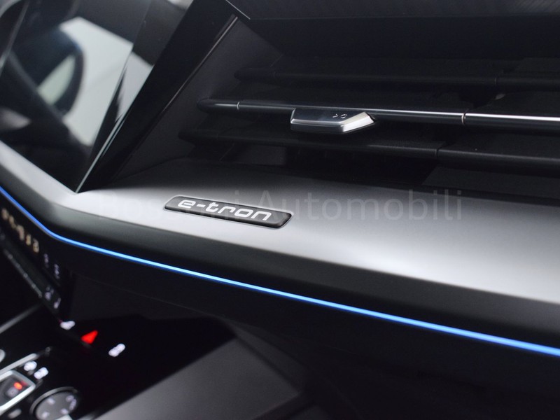 19 - Audi Q4 sportback e-tron 35 business advanced