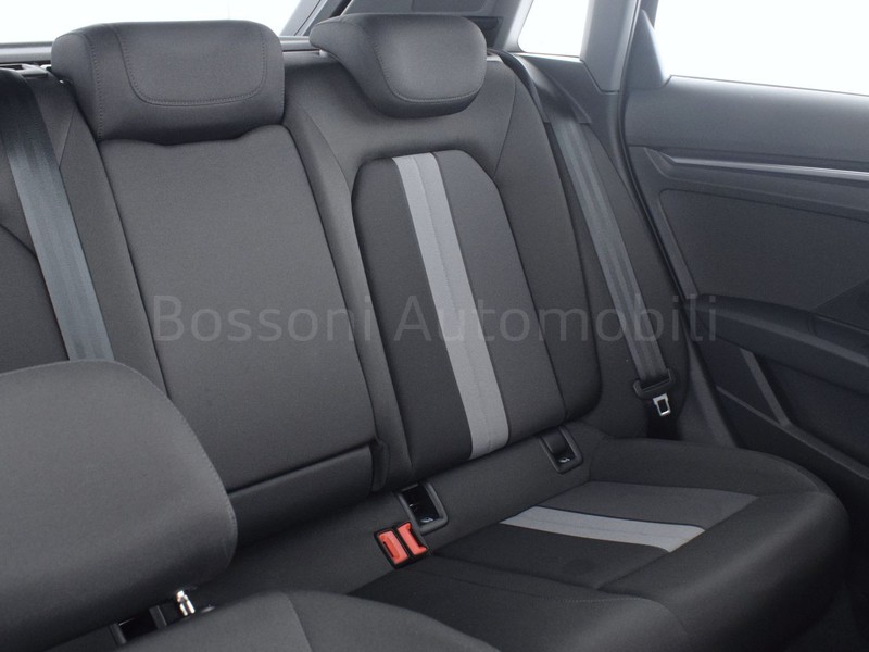 19 - Audi A3 sportback 30 1.0 tfsi mhev business s tronic