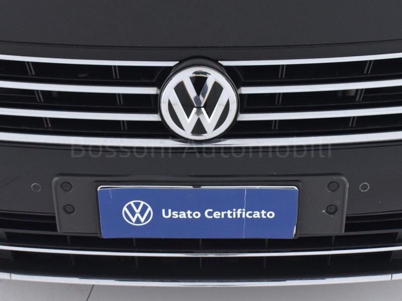 13 - Volkswagen Passat variant 2.0 tdi scr 190cv executive dsg