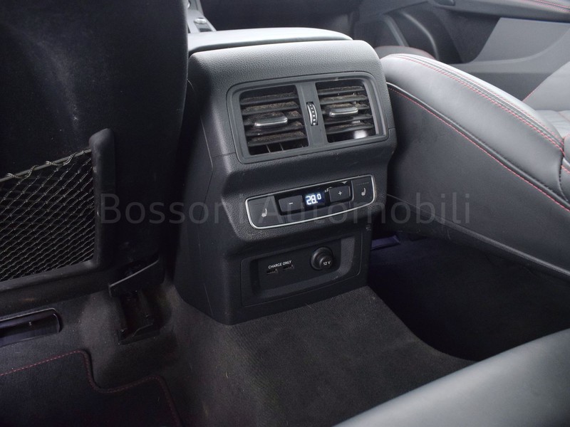 31 - Audi Q5 45 2.0 tfsi mhev 12v identity black quattro s tronic