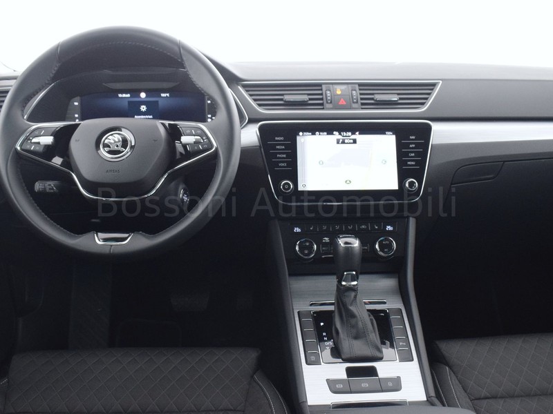 7 - Skoda Superb wagon 2.0 tdi evo scr 150cv executive dsg