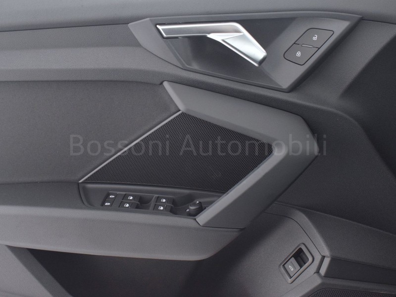 13 - Audi A3 sportback 30 2.0 tdi business advanced s tronic