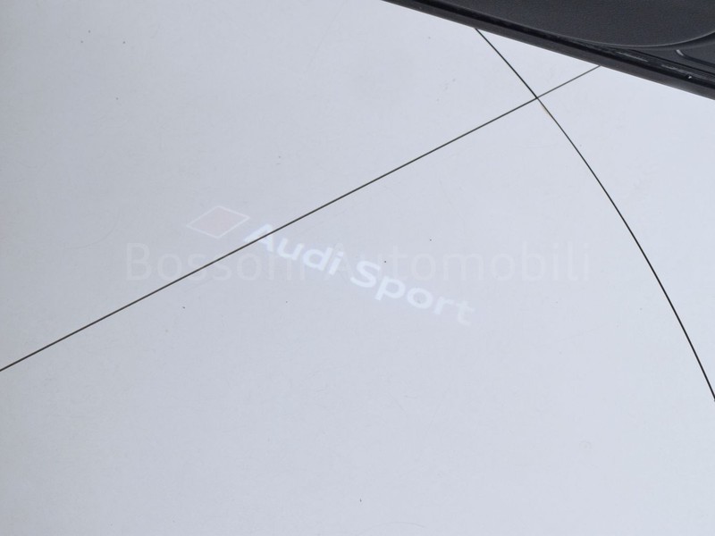 31 - Audi RSQ3 rs sportback 2.5 quattro s tronic