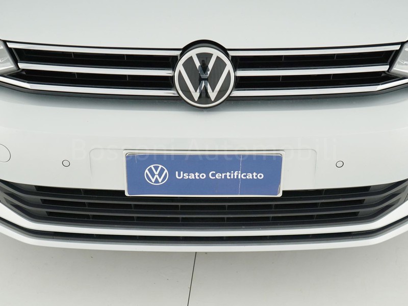 13 - Volkswagen Touran 2.0 tdi scr business dsg