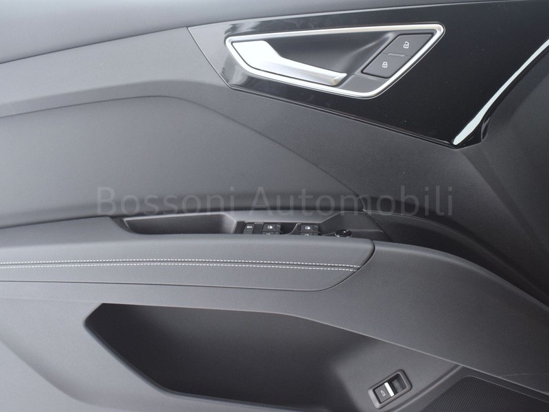 13 - Audi Q4 sportback e-tron 40 s line edition