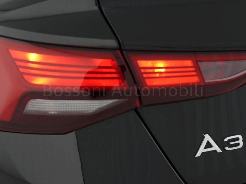 7 - Audi A3 sedan 35 2.0 tdi s line edition s tronic
