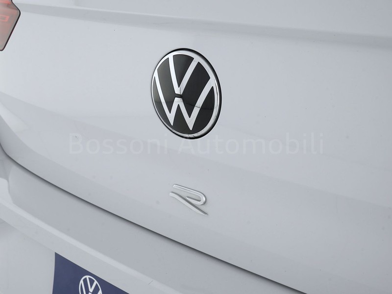 37 - Volkswagen T-Roc 2.0 tsi 300cv r 4motion dsg