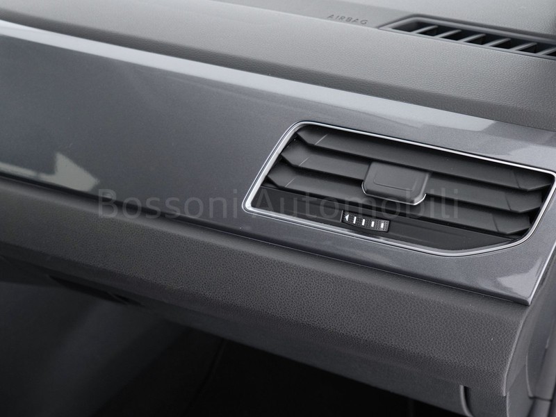 19 - Volkswagen Polo 5 porte 1.0 tsi 95cv highline