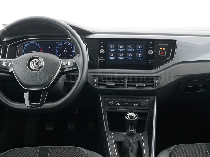 7 - Volkswagen Polo 5 porte 1.0 tsi 95cv highline