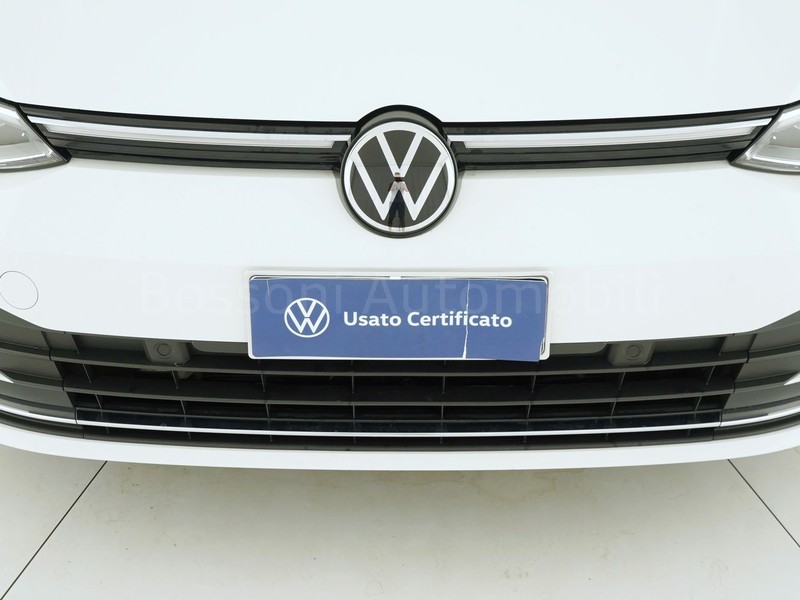 13 - Volkswagen Golf 2.0 tdi scr 115cv style