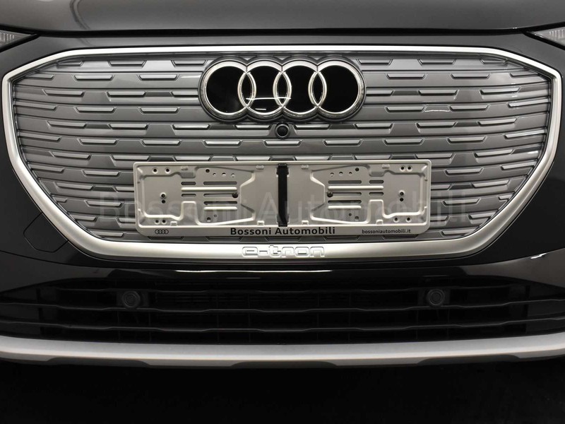 13 - Audi Q4 e-tron 50 s line edition quattro