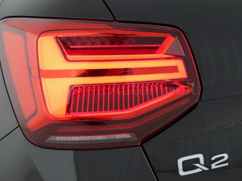 7 - Audi Q2 30 1.0 tfsi admired