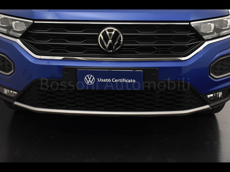 13 - Volkswagen T-Roc 1.5 tsi act business dsg