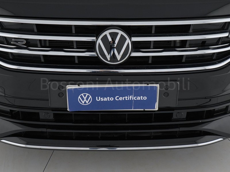 13 - Volkswagen Tiguan 2.0 tdi scr 150cv r-line dsg