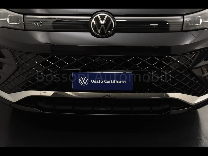 13 - Volkswagen Tiguan 2.0 tdi scr 150cv r-line dsg