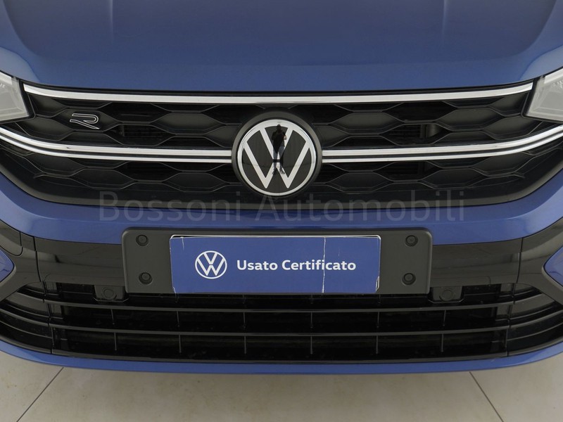 13 - Volkswagen Taigo 1.0 tsi 110cv r-line