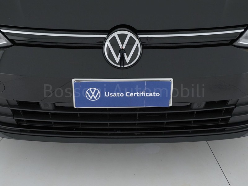 13 - Volkswagen Golf 2.0 tdi scr 115cv life dsg